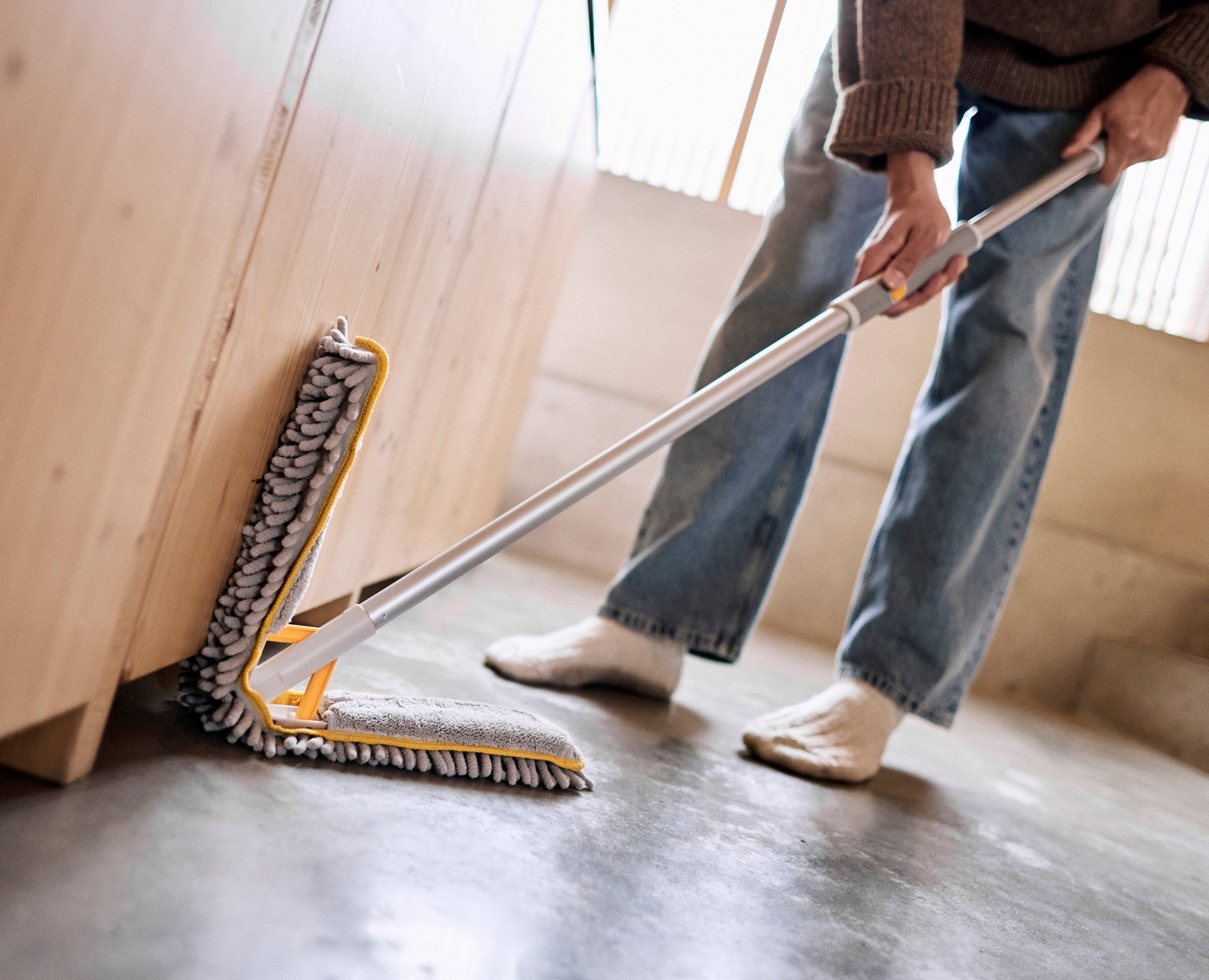 CleanTech™ Adjustable Floor Duster with Replacement Pad