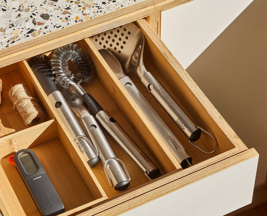 [hidden] [lifestyle] GrillOut 4-Piece Stainless-Steel BBQ Utensil Set with Storage Case