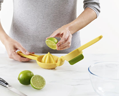[half-width] JuiceMax Dual-action Citrus Press - 20171 - Image 4