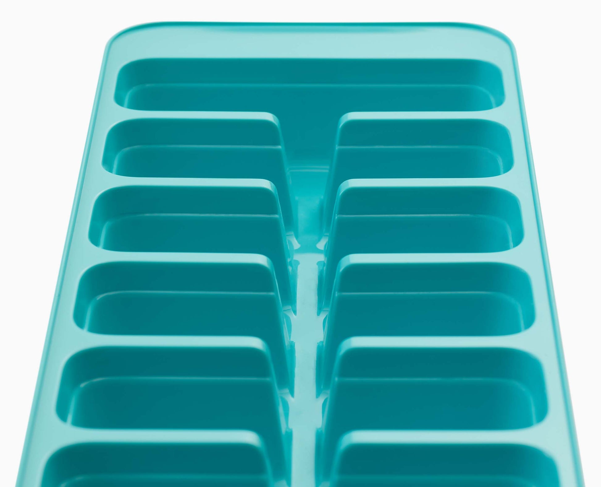 [half-width] Flow Easy-fill Ice-cube Tray - 20196 - Image 5