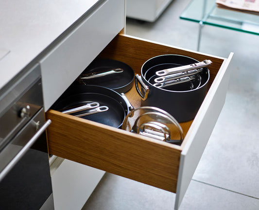 [hidden] [lifestyle] Space™ 23cm Non-stick Blue Saucepan & Lid - 45039 - Image 2