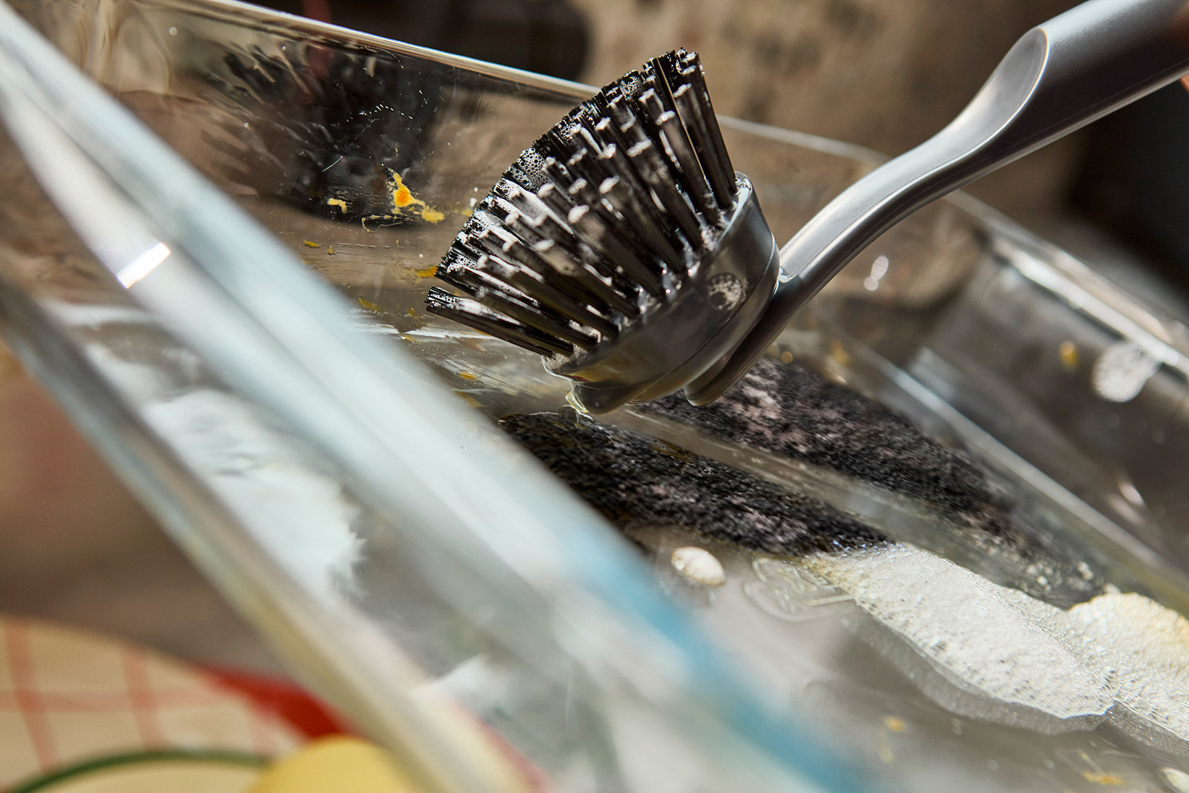 [half-width] SinkTech Washing-Up Brush with Steel Stand