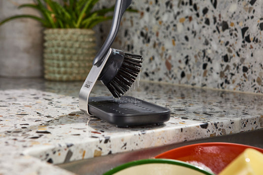 [hidden] [lifestyle] SinkTech Washing-Up Brush & Sponge Set with Steel Stand