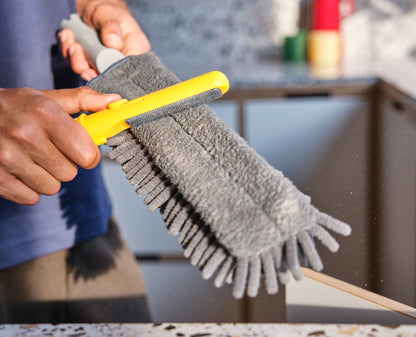 [half-width] CleanTech 3-in-1 Duster with Storage Cover
