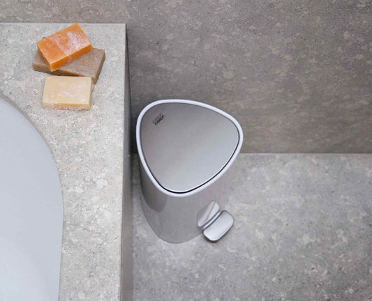 [hidden] [lifestyle] EasyStore™ 5L Gloss White Bathroom Bin Starter Set