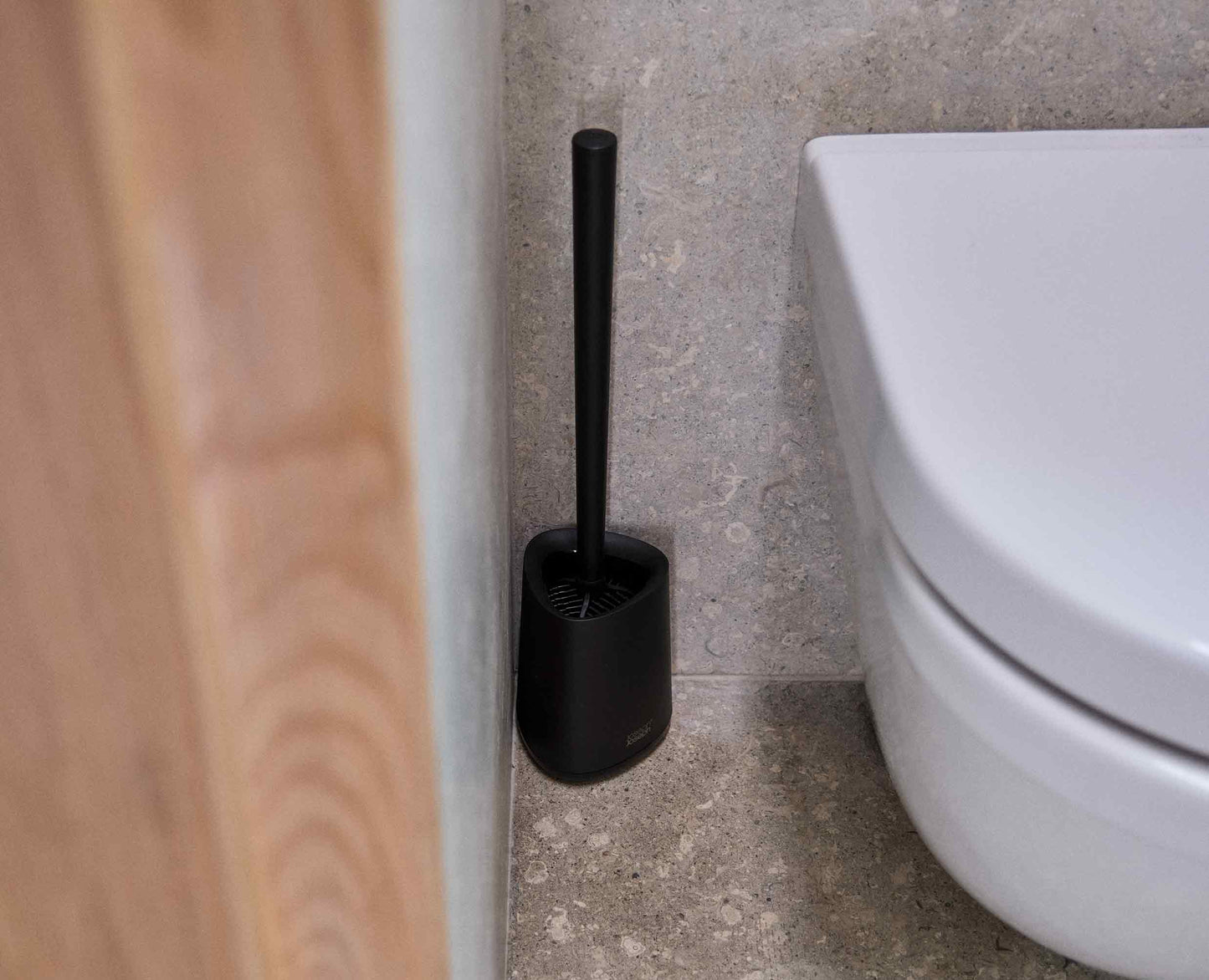 [half-width] Flex™ 360 Lite Matt Black Toilet Brush