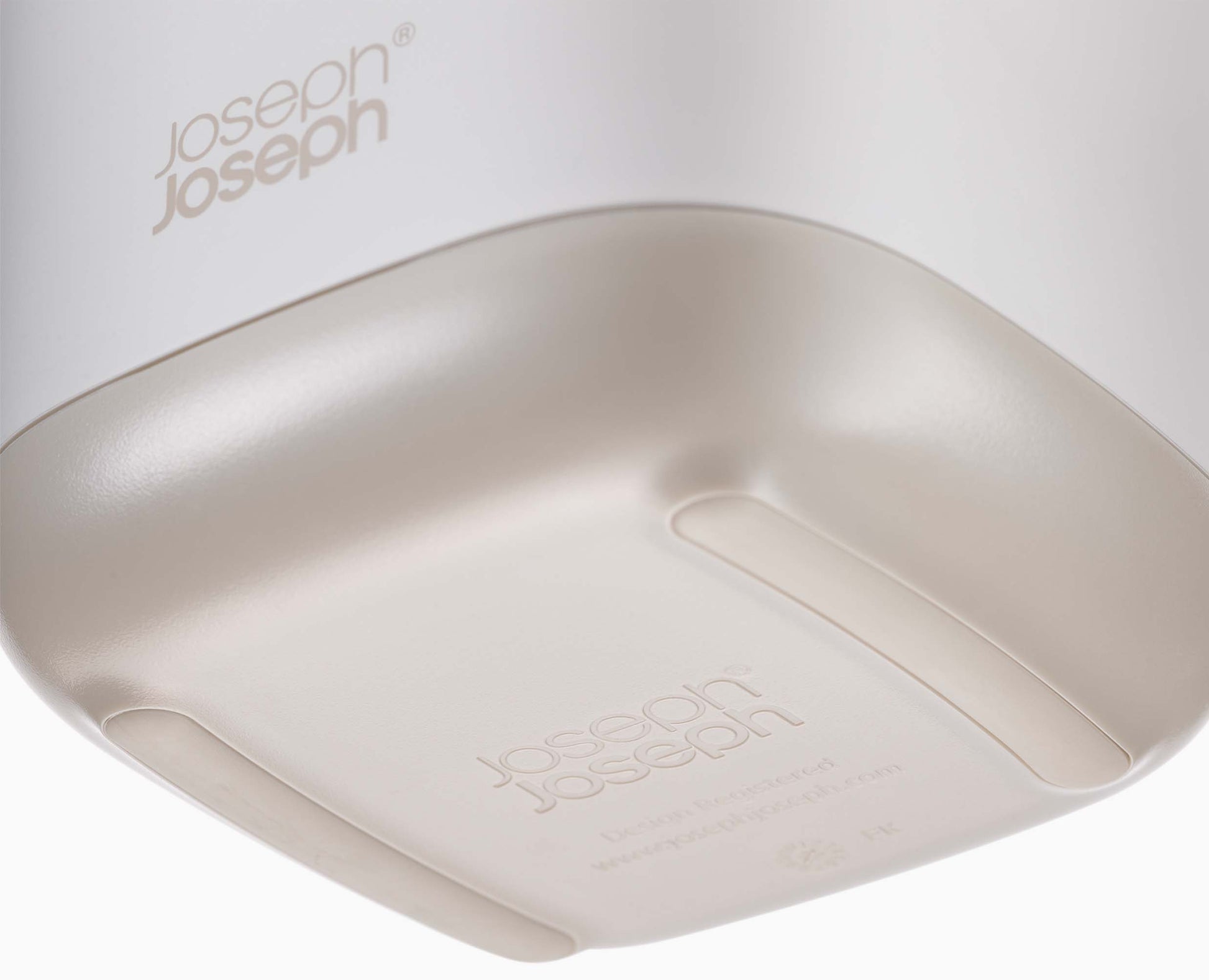 [half-width] EasyStore™ Toothbrush Holder - 70574 - Image 7
