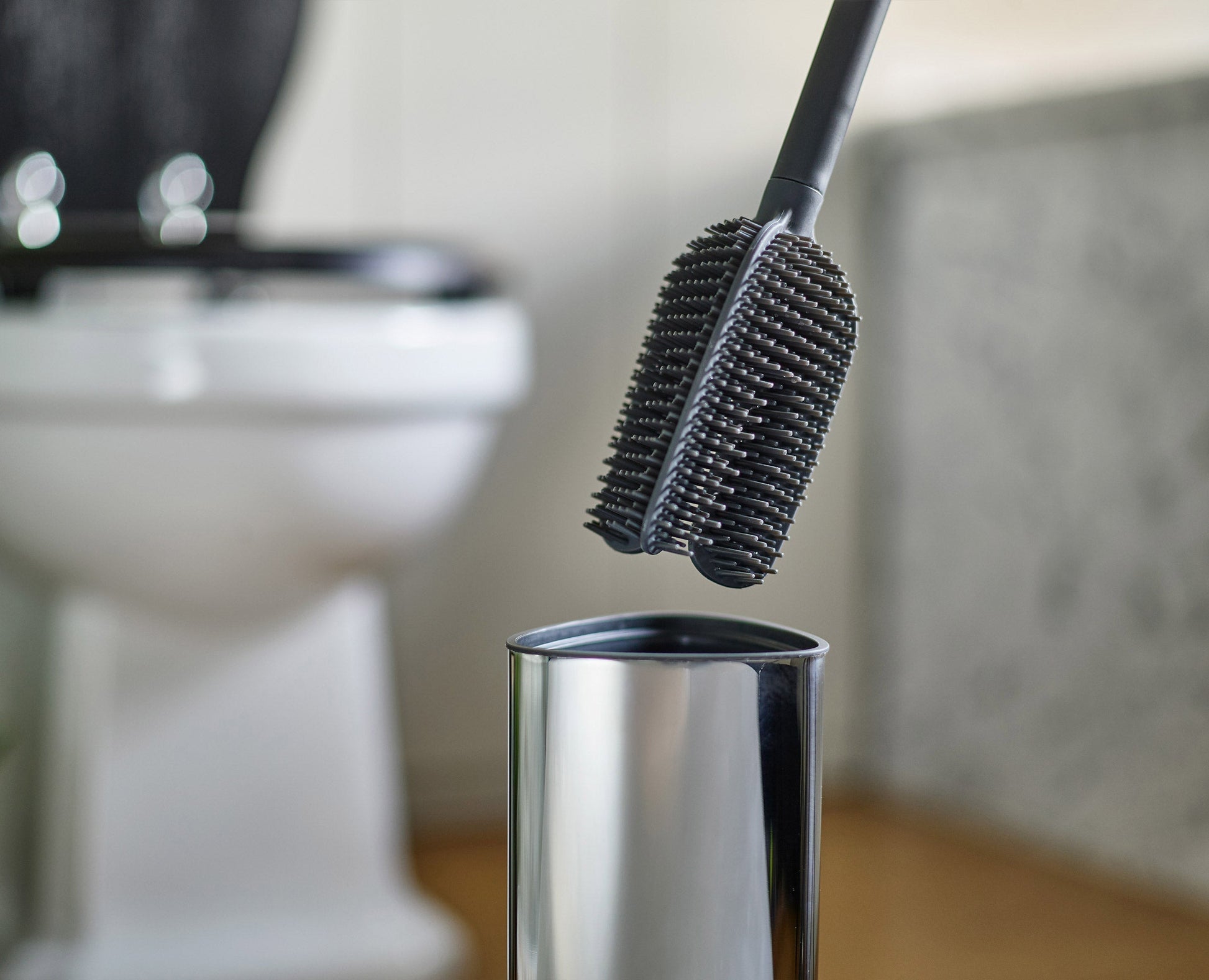 [half-width] Flex™ 360 Luxe Toilet Brush with Stainless-steel Finish Starter Set