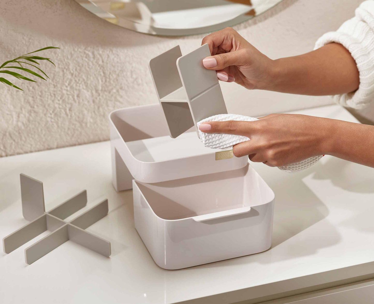[half-width] Viva Cosmetic Organiser with Drawer - 75004 - Image 6