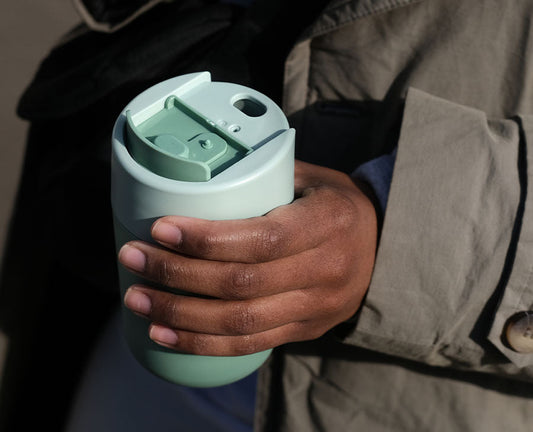 [hidden] [lifestyle] Sipp™ Travel Mug with Hygienic Lid 340ml - 81122 - Image 2