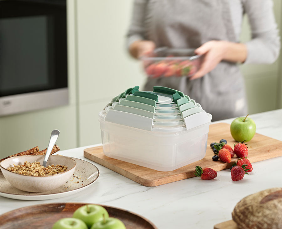 [hidden] [lifestyle] Nest™ Lock Multi-size Container Set - Editions - 81127 - Image 2