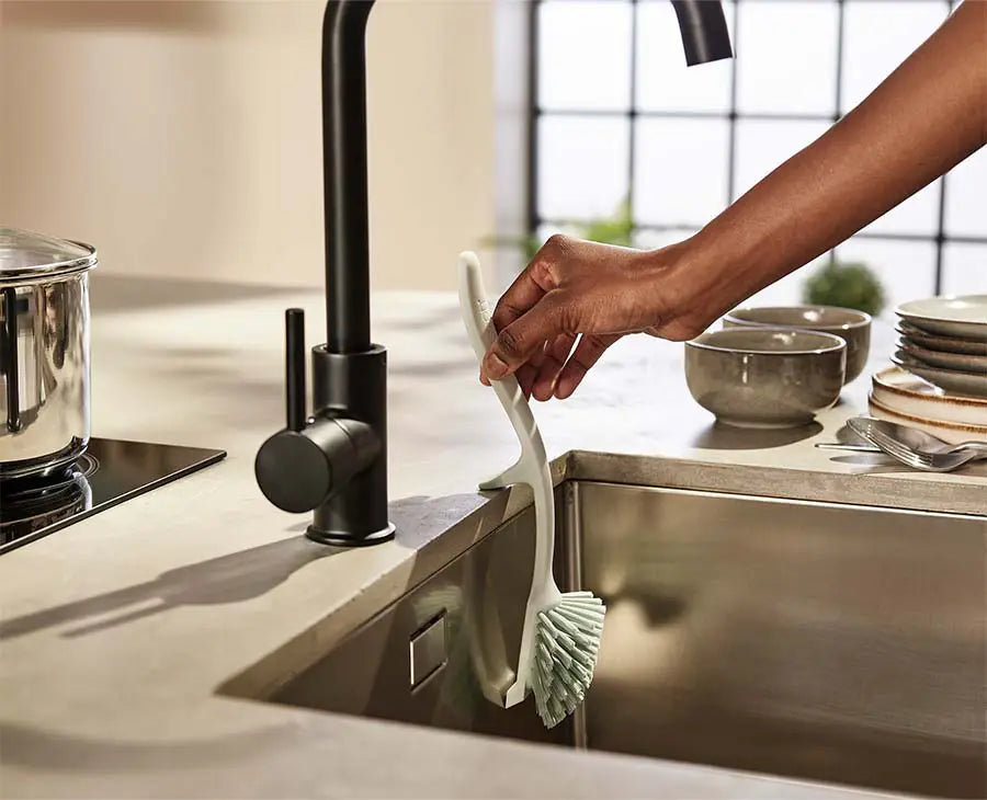 [hidden] [lifestyle] Edge™ Washing-up Brush - 851651 - Image 2