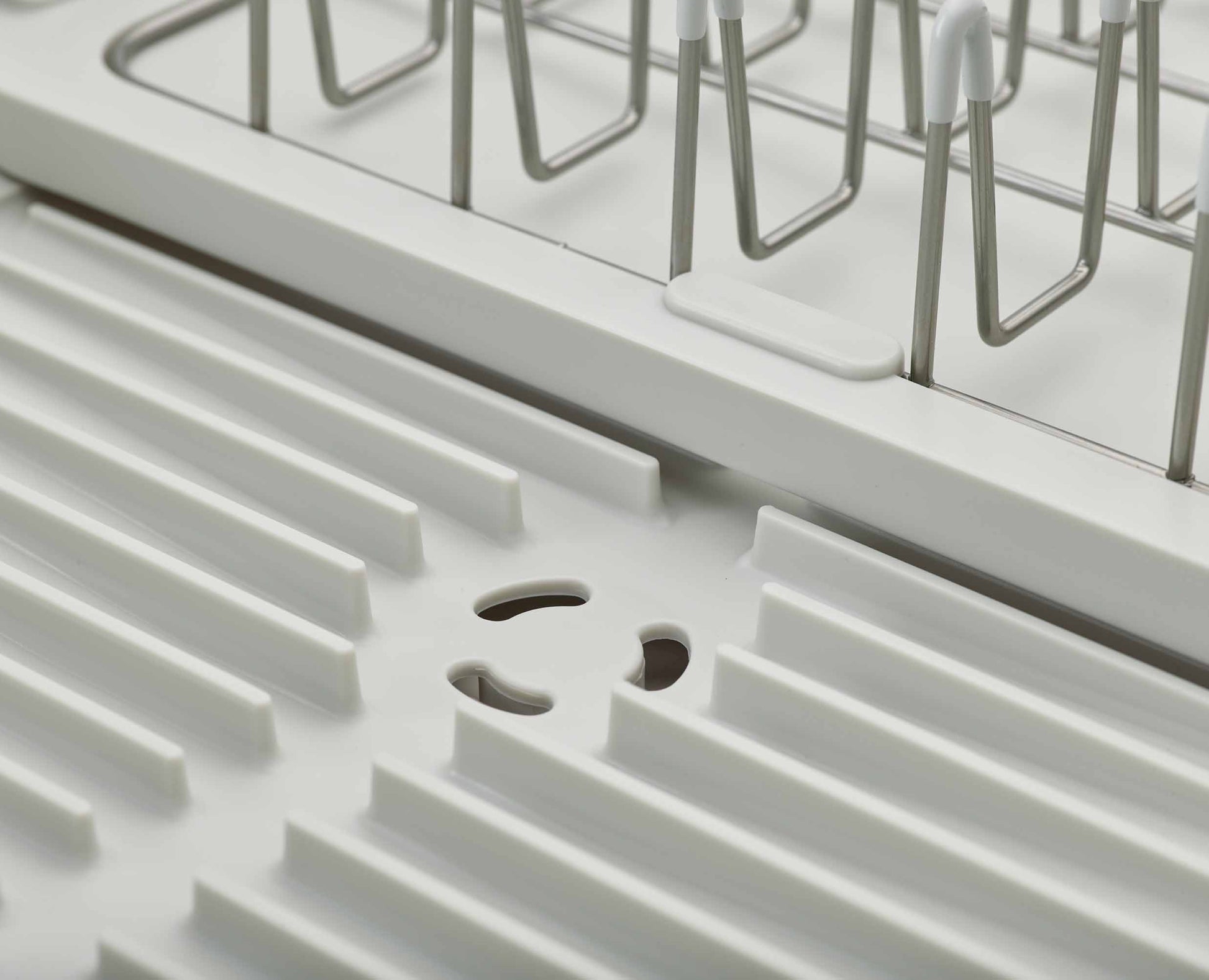 [half-width] Extend™ Steel Expandable Dish Drainer - 851692 - Image 6