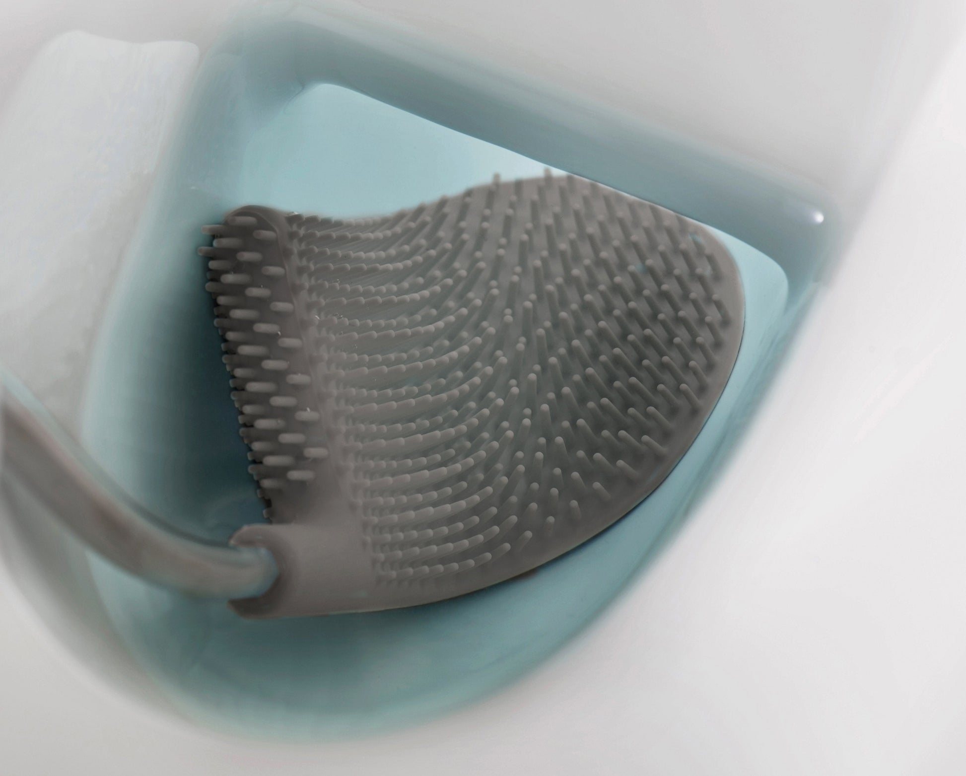 Flex™ Lite Toilet Brush 2 Pack - Image 6